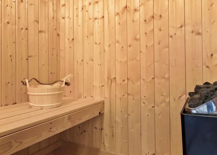 Alexi - 300m From The Sea By Interhome *